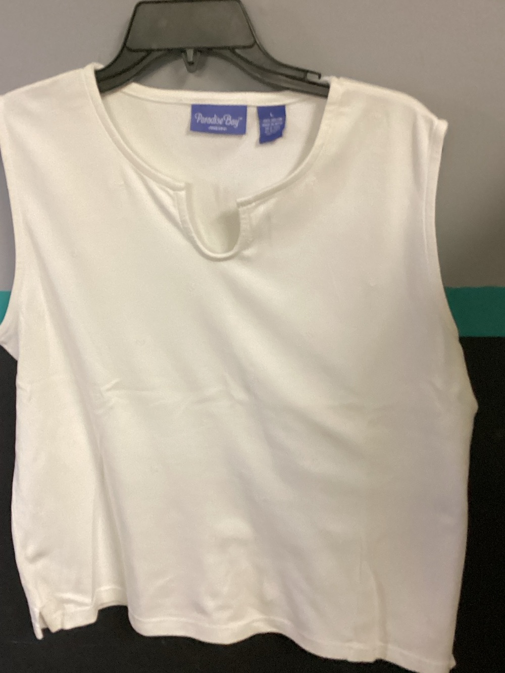 Paradise Bay White Keyhole Sleeveless Tank